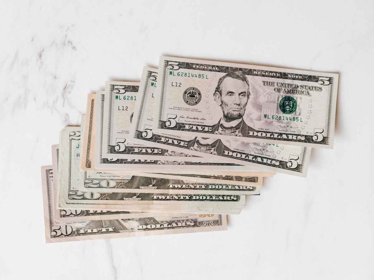 Wählen Sie den besten Online-Währungsrichter aus